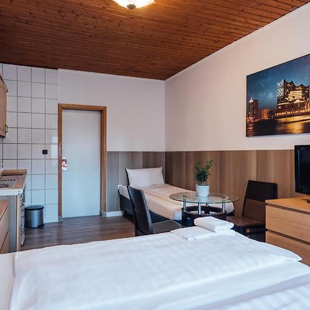 Hotel Hanseat Hamburg Bagian luar foto
