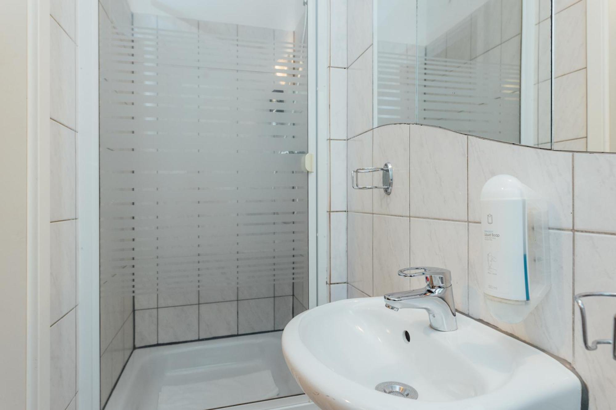 Hotel Hanseat Hamburg Bagian luar foto